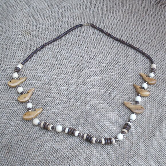 Vintage Handmade Wood Whale Necklace - Picture 9 of 9